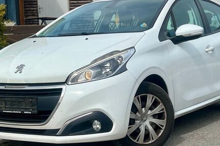Peugeot 208 103.265 km 4.350 &euro; Gelsenkirchen 45884
