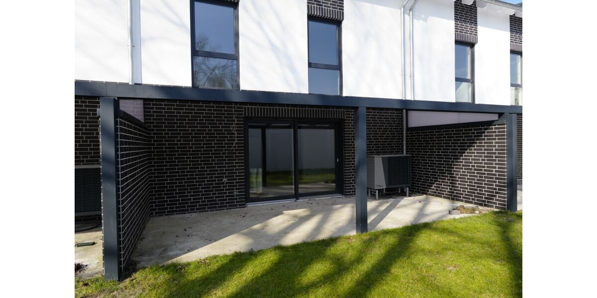 Provisionsfrei* Eckhaus EFH Endhaus mit PV 10,4 KW+Garage 140m zum Rheinufer Energiebedarf 22,4 kWhm2a - Einfamilienhaus Duisburg Essenberg | Angebot:26163676