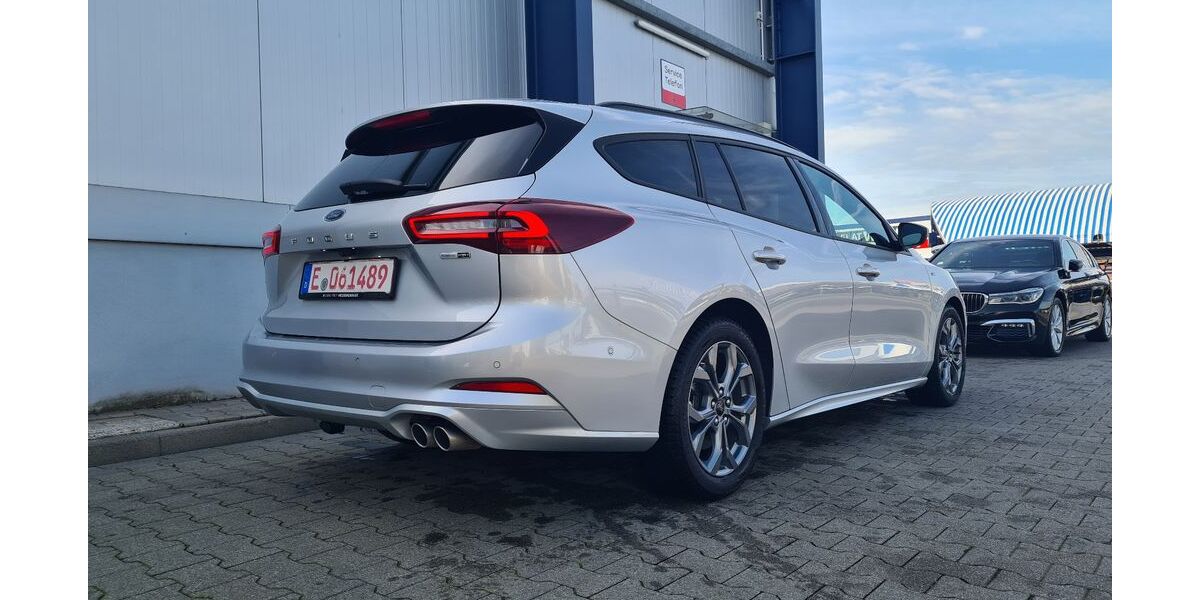 Ford Focus 6.800 km 19.700 &euro; Essen 45276