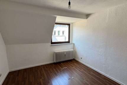 Wohnung Essen Rüttenscheid - 2 Zimmer, 28 m&sup2;, 300&euro; | Angebot:26286314