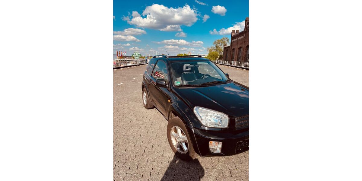 Toyota RAV 4 104.000 km 9.999 &euro; Moers 47441