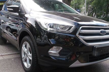 Ford Kuga 109.820 km 8.600 &euro; Essen 45276