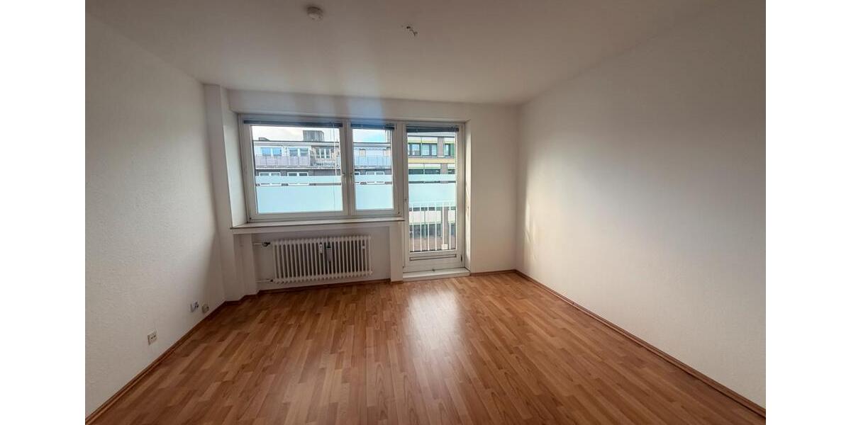 Etagenwohnung Essen Südviertel - 3 Zimmer, 80 m&sup2;, 720&euro; | Angebot:25975000