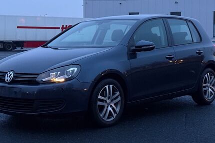 VW Golf 147.600 km 7.399 &euro; Krefeld 47804