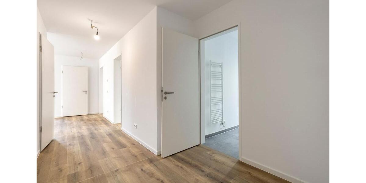 Erdgeschoßwohnung Gelsenkirchen Gelsenkirchen-Nord - 3 Zimmer, 94 m&sup2;, 1.010&euro; | Angebot:25852202
