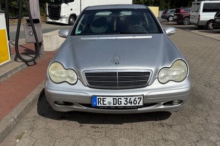 Mercedes-Benz C 200 299.820 km 1.899 &euro; Gladbeck 45964
