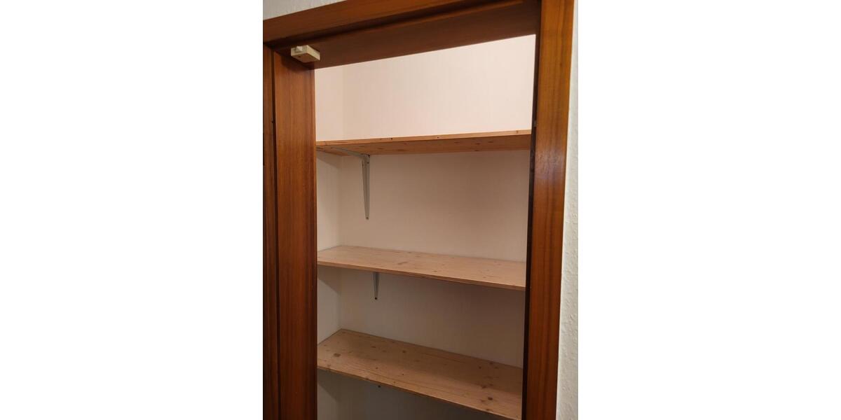 Etagenwohnung Essen Stadtbezirk III - 2 Zimmer, 65 m&sup2;, 460&euro; | Angebot:25538404