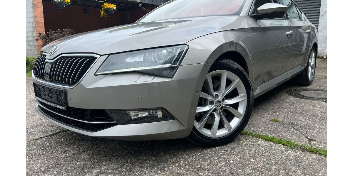 Skoda Superb 39.000 km 18.950 &euro; Mülheim 45478