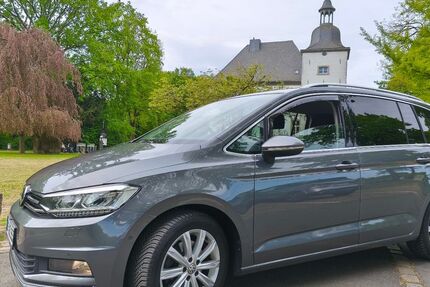 VW Touran 83.490 km 20.000 &euro; Voerde 46562