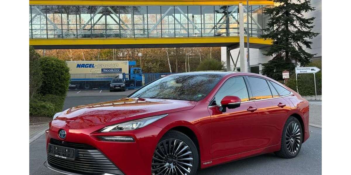 Toyota Mirai 47.000 km 17.900 &euro; Essen 45356