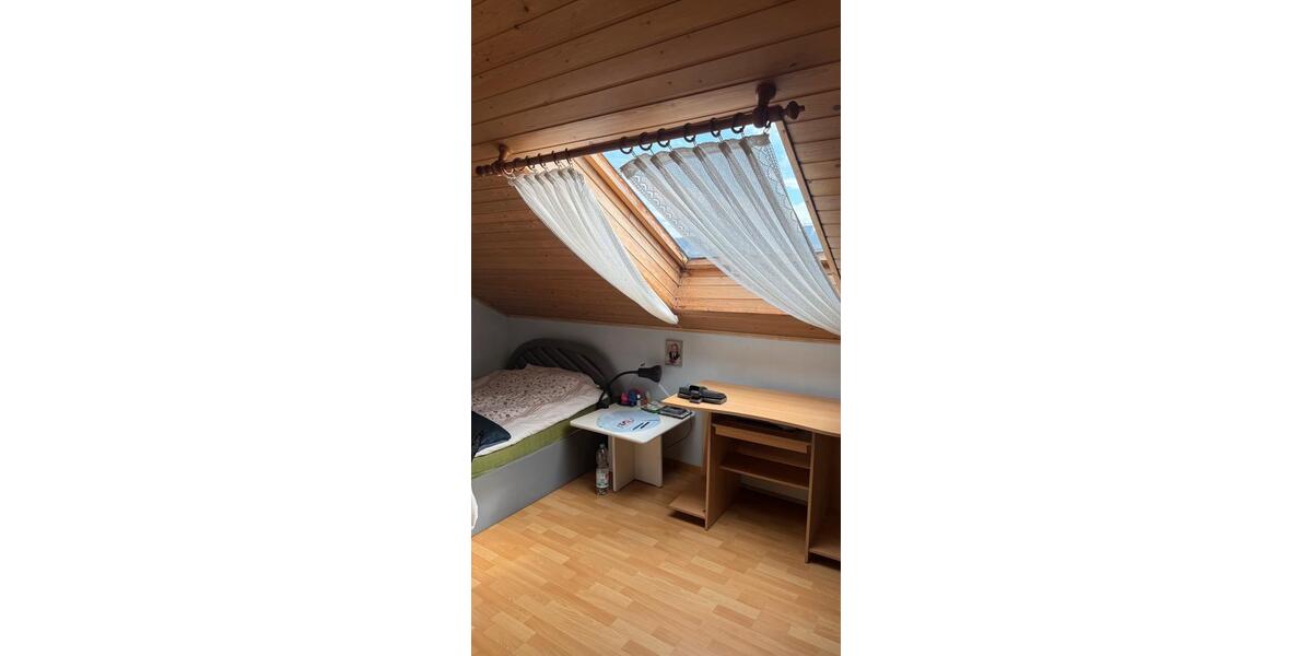 Einfamilienhaus Dinslaken Lohberg - 7 Zimmer, 126 m&sup2;, 325.000&euro; | Angebot:27194541