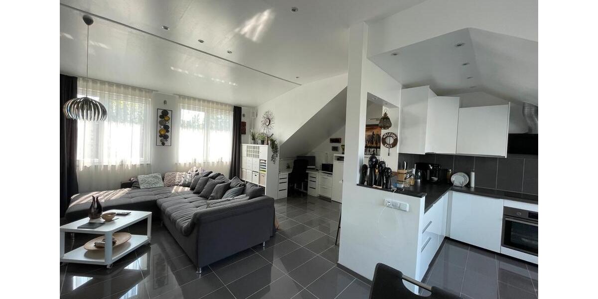 Dachgeschoßwohnung Essen Frillendorf - 3 Zimmer, 96 m&sup2;, 269.000&euro; | Angebot:27044145