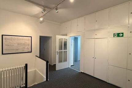 Gewerbeobjekt Essen Holsterhausen - 1.720&euro; | Angebot:25899800