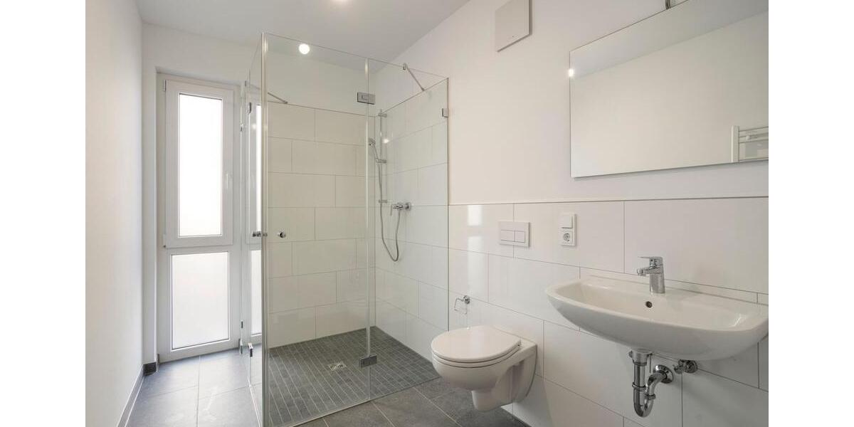 Erdgeschoßwohnung Gelsenkirchen Gelsenkirchen-Nord - 3 Zimmer, 94 m&sup2;, 1.010&euro; | Angebot:25852202