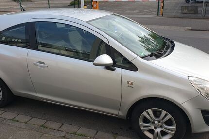 Opel Corsa 182.500 km 2.890 &euro; Krefeld 47805