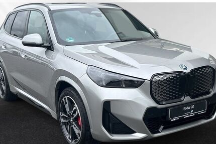 BMW iX1 4.000 km 56.790 &euro; Geldern 47608