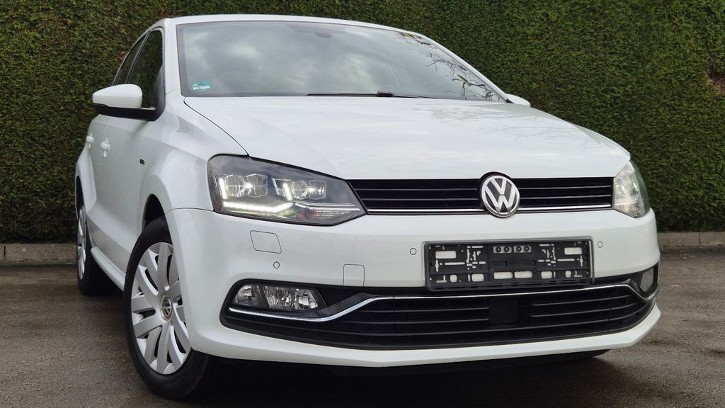 VW Polo 144.000 km 7.900 &euro; Essen 45356