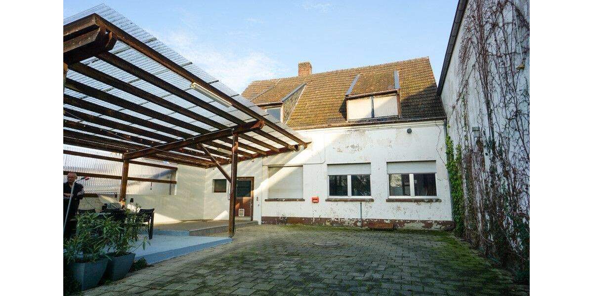 Reihenmittelhaus Kerken Nieukerk - 8 Zimmer, 216 m&sup2;, 320.000&euro; | Angebot:25746238