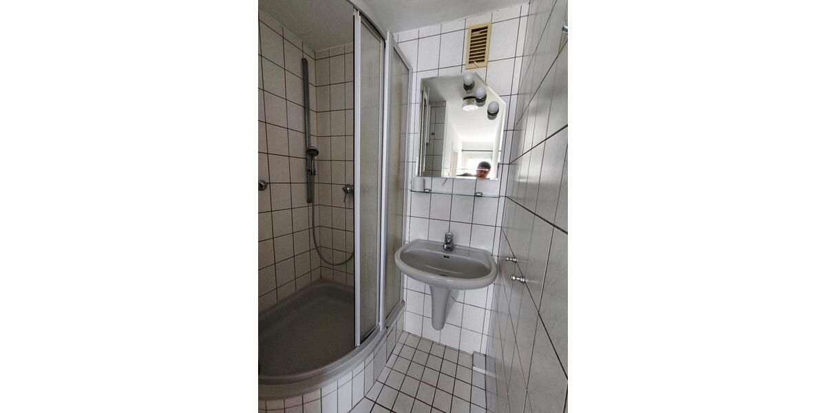 Dachgeschoßwohnung Gladbeck - 2.5 Zimmer, 40 m&sup2;, 500&euro; | Angebot:26134642
