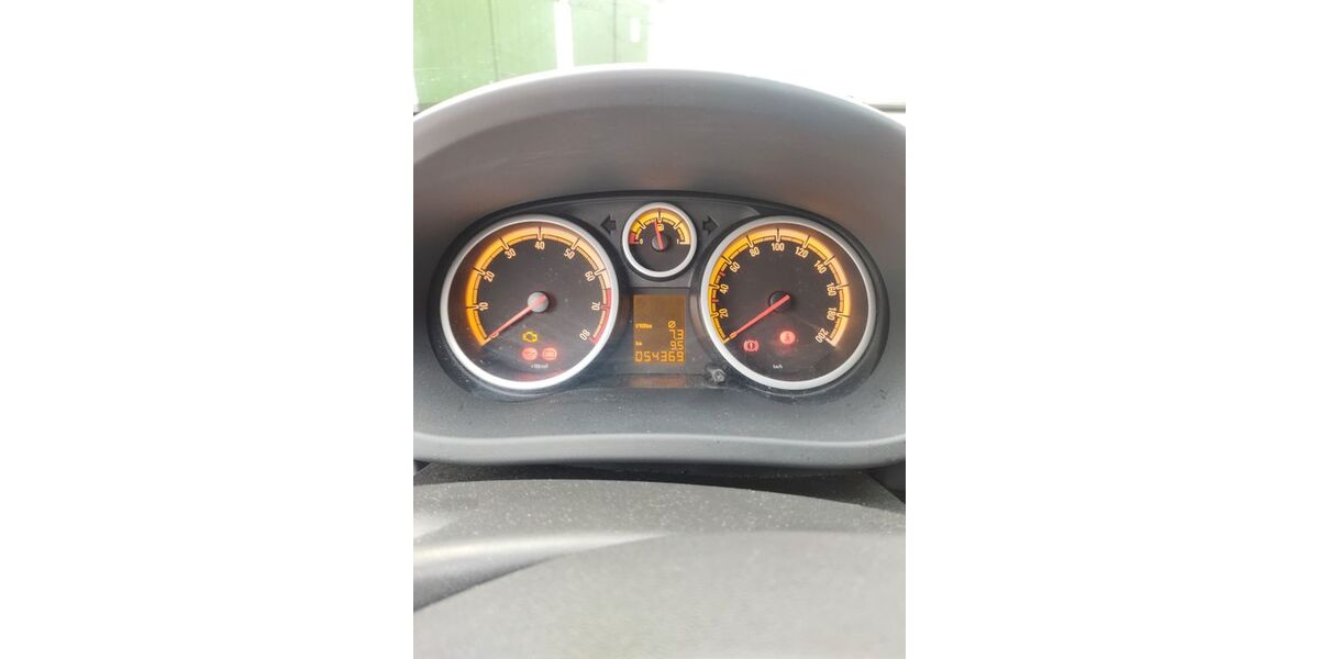 Opel Corsa 54.369 km 3.999 &euro; Oberhausen 46049