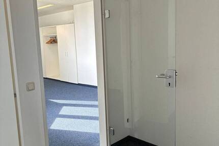 Gewerbeobjekt Krefeld Kempener Feld/Baakeshof - 898&euro; | Angebot:26258241