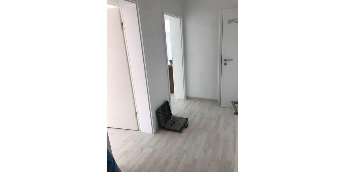 Etagenwohnung Krefeld - 2 Zimmer, 49 m&sup2;, 600&euro; | Angebot:25840802