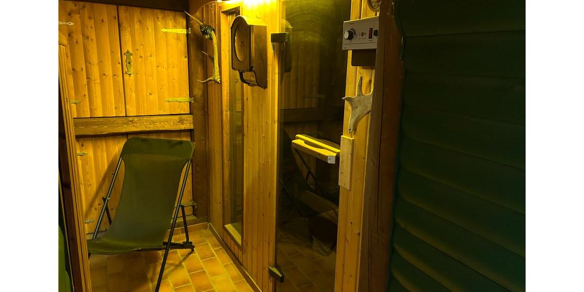 Mehrfamilienhaus, Wohnhaus Duisburg Mittelmeiderich - 16 Zimmer, 410 m&sup2;, 464.999&euro; | Angebot:26120886