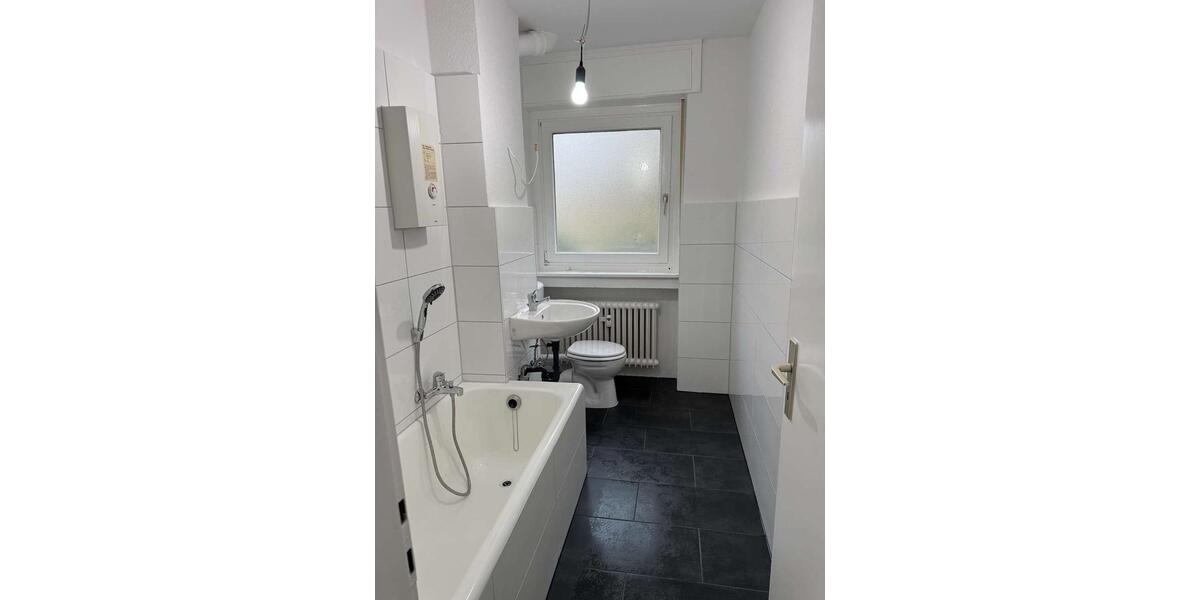 Etagenwohnung Essen Stadtbezirk III - 2 Zimmer, 55 m&sup2;, 520&euro; | Angebot:24487693