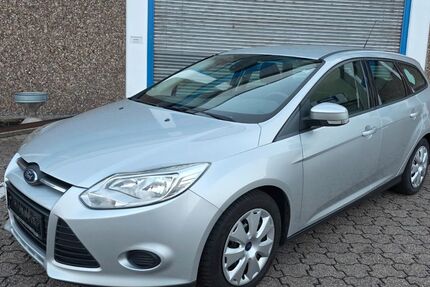 Ford Focus 196.000 km 2.699 &euro; Moers 47441