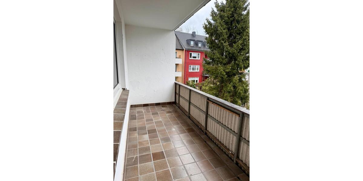 Etagenwohnung Essen Huttrop - 3 Zimmer, 76 m&sup2;, 998&euro; | Angebot:25831686