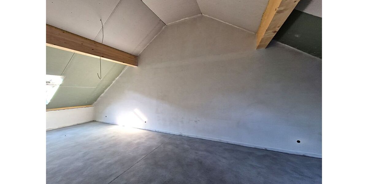 Provisionsfrei* Eckhaus EFH Endhaus mit PV 10,4 KW+Garage 140m zum Rheinufer Energiebedarf 22,4 kWhm2a - Einfamilienhaus Duisburg Essenberg | Angebot:26163676