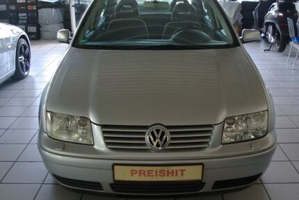 VW Bora 142.000 km 2.880 &euro; Bottrop 46242