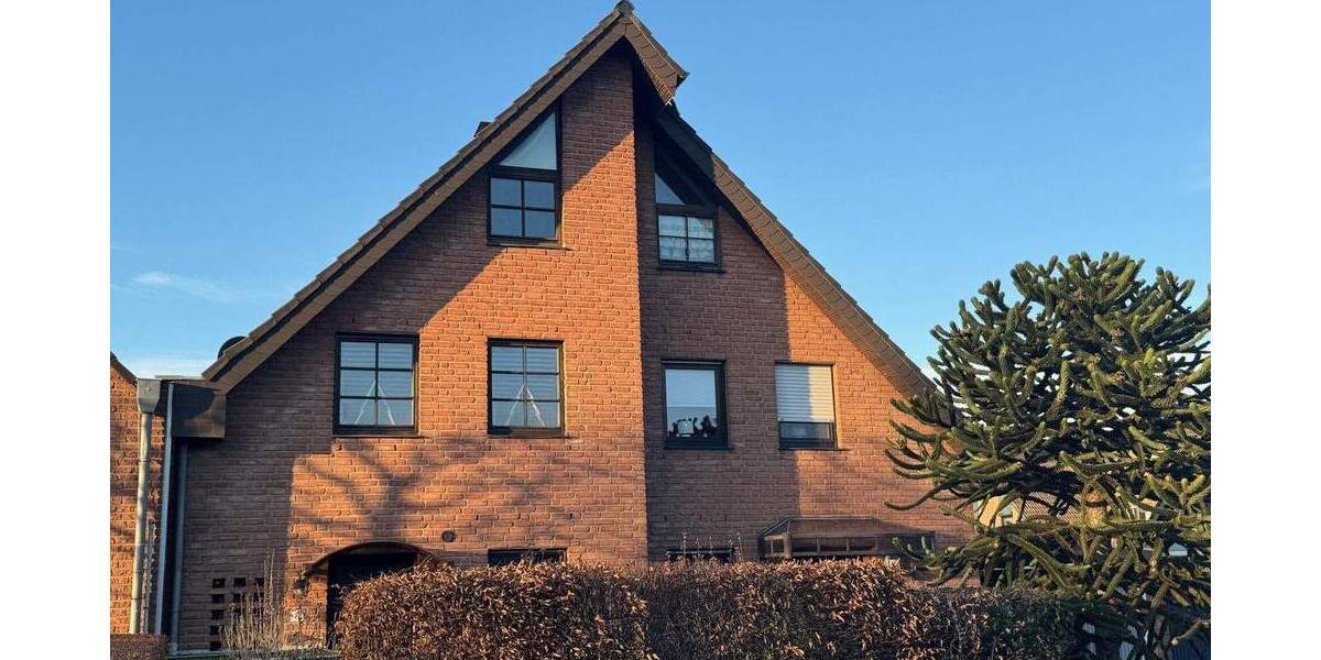 Doppelhaushälfte Krefeld Inrath/Kliedbruch - 4 Zimmer, 126 m&sup2;, 359.000&euro; | Angebot:25697195