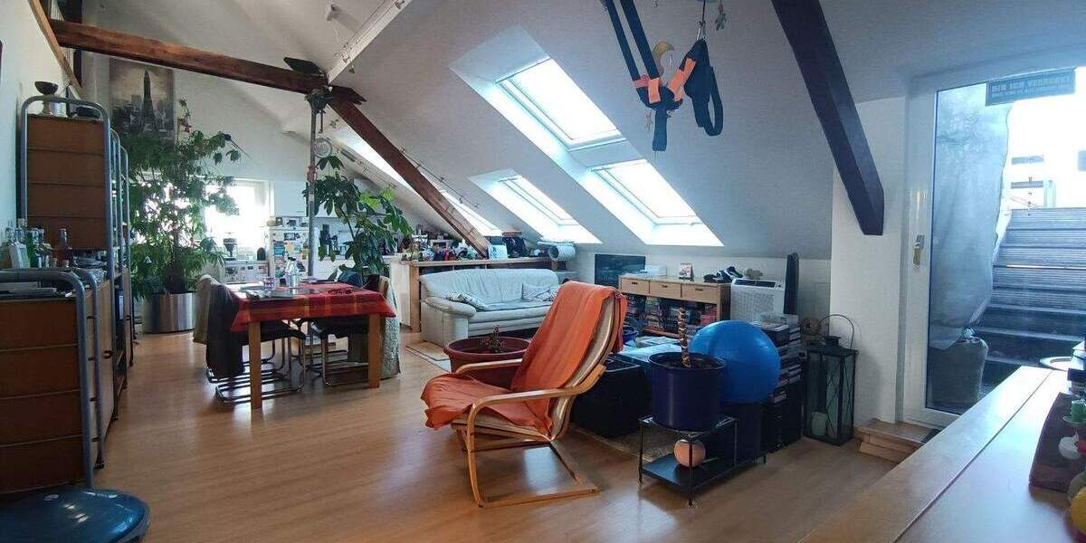 Terrassenwohnung Krefeld Stadtmitte - 3 Zimmer, 142 m&sup2;, 389.000&euro; | Angebot:26273940