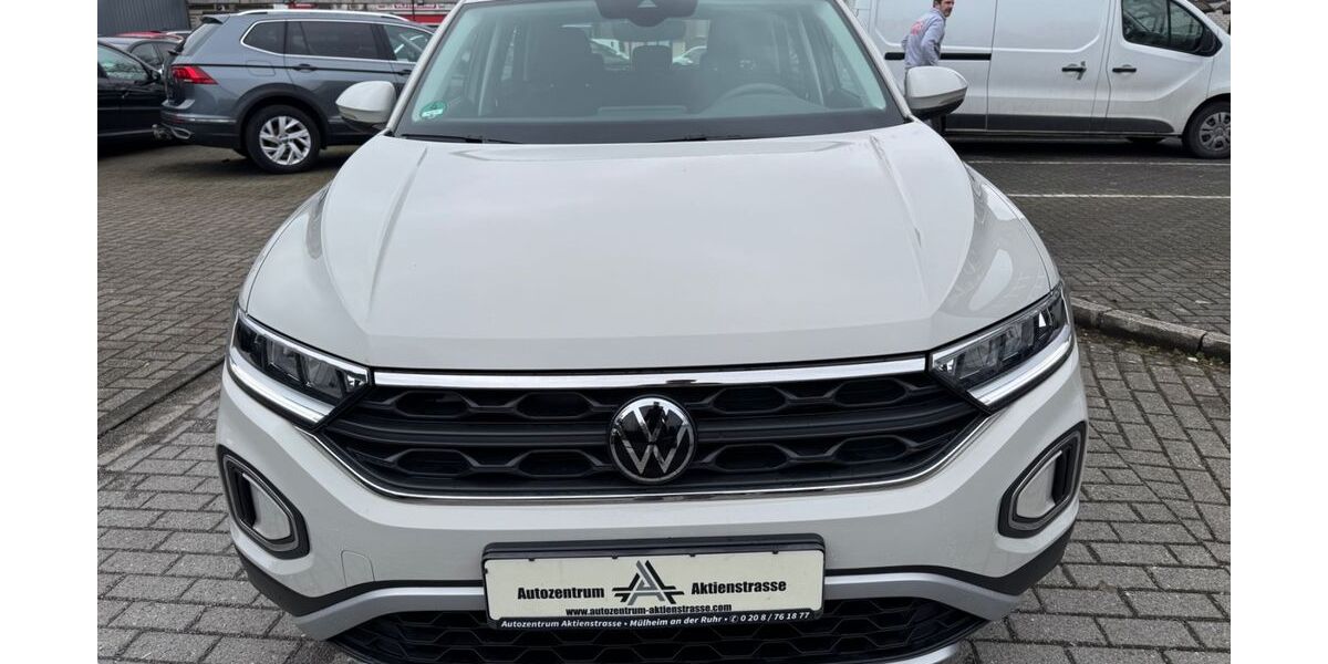 VW T-Roc 41.688 km 17.999 &euro; Mülheim / Ruhr 45473