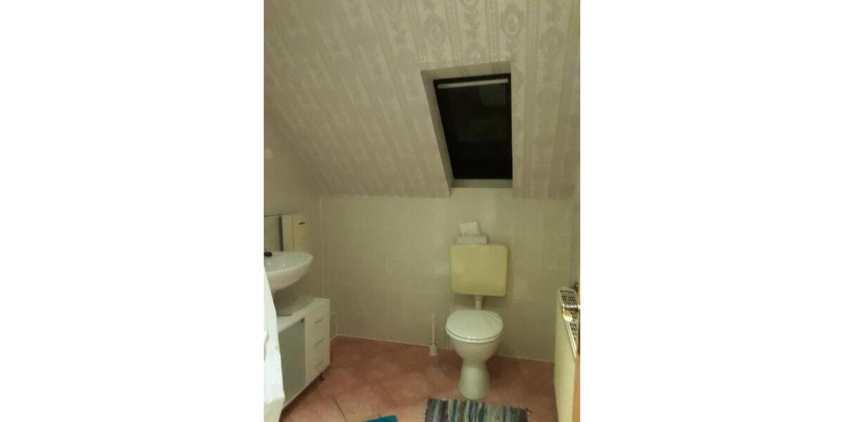 Reihenhaus Duisburg Essenberg - 9 Zimmer, 207 m&sup2;, 220.000&euro; | Angebot:24774566