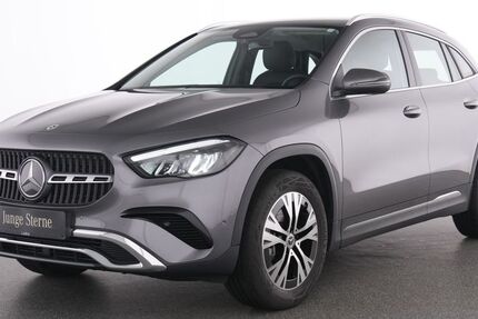 Mercedes-Benz GLA 180 8.679 km 35.735 &euro; Essen 45309