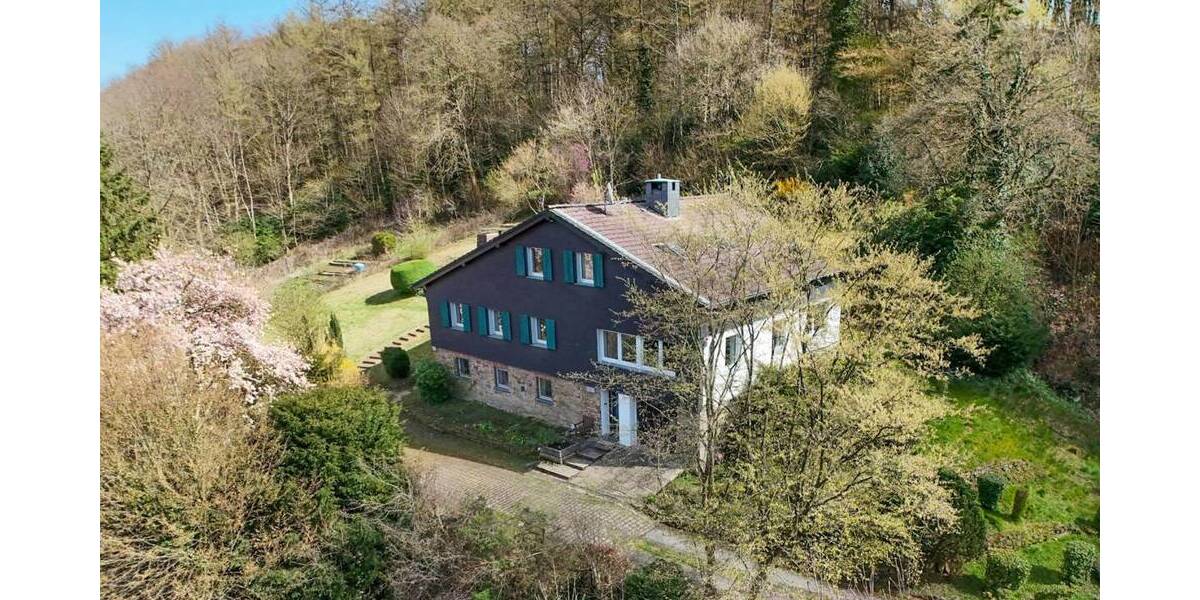 Einfamilienhaus Essen Fischlaken - 9 Zimmer, 203 m&sup2;, 795.000&euro; | Angebot:26289715