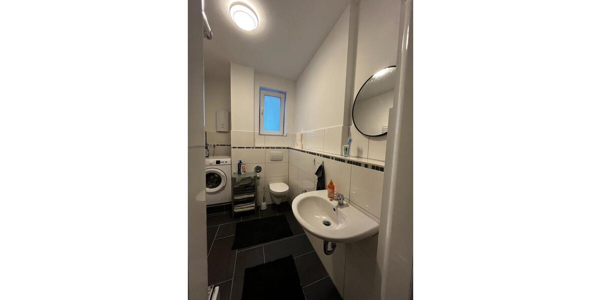 Etagenwohnung Krefeld - 2 Zimmer, 55 m&sup2;, 810&euro; | Angebot:25853028