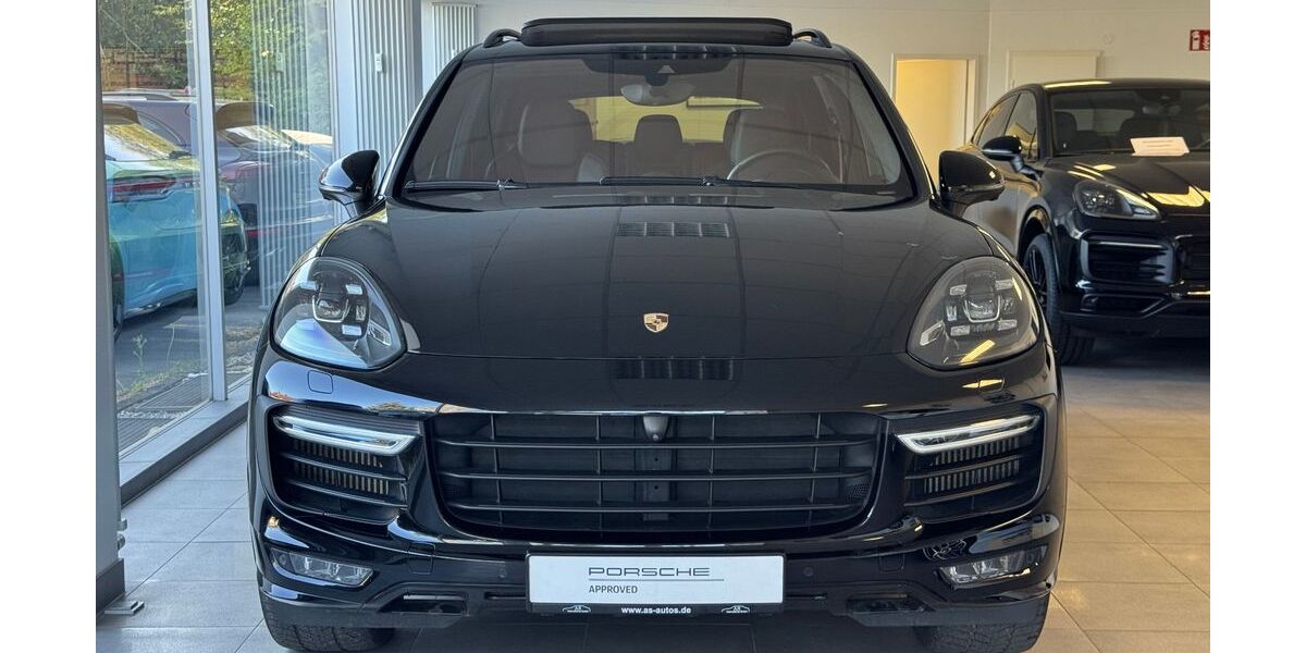 Porsche Cayenne 143.700 km 39.990 &euro; Mülheim an der Ruhr 45478