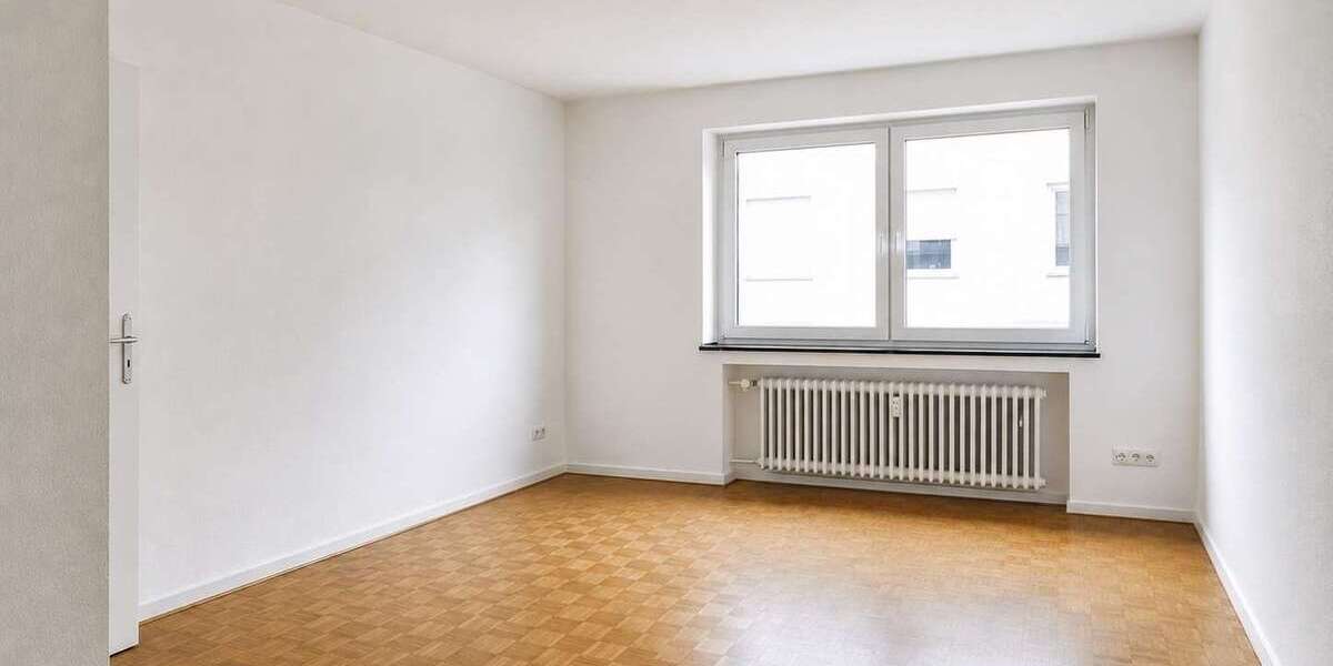 Etagenwohnung Krefeld Cracau - 3 Zimmer, 88 m&sup2;, 600&euro; | Angebot:26728957