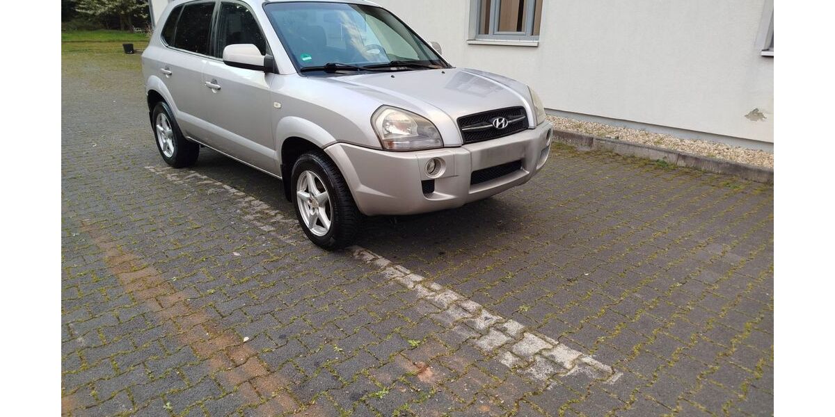 Hyundai TUCSON 142.000 km 2.600 &euro; Gladbeck 45966