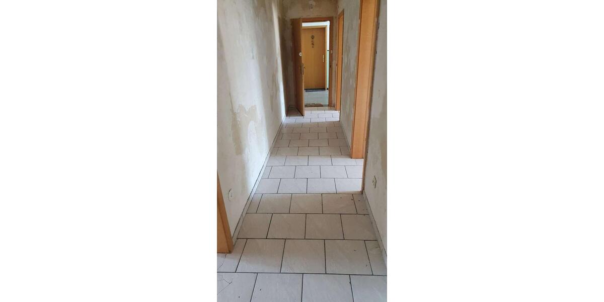 Etagenwohnung Dinslaken - 4 Zimmer, 90 m&sup2;, 712&euro; | Angebot:25805460