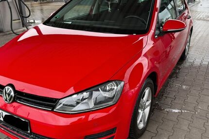 VW Golf 135.356 km 8.200 &euro; Dinslaken 46537