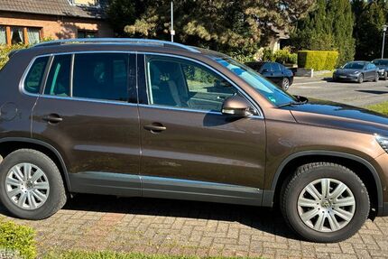 VW Tiguan 50.200 km 14.300 &euro; Krefeld 47804