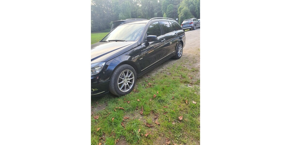 Mercedes-Benz C 180 200.000 km 7.890 &euro; Duisburg 47051