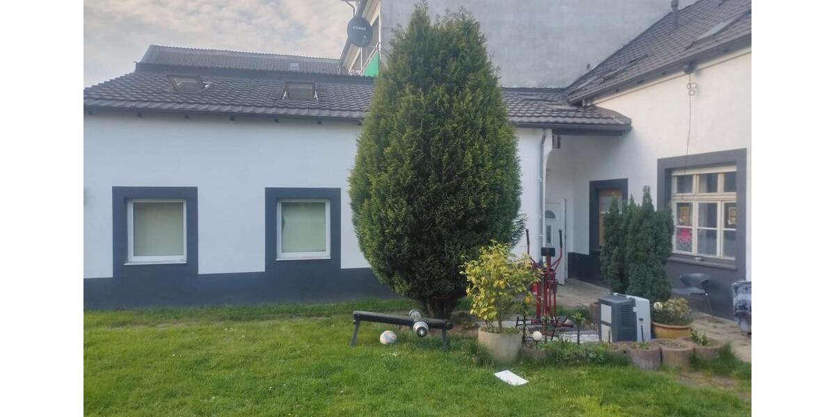 Doppelhaushälfte Krefeld Dießem - 8 Zimmer, 160 m&sup2;, 1.180.000&euro; | Angebot:26183409