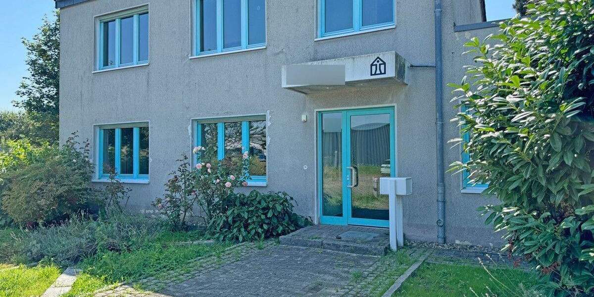 Gewerbeobjekt Voerde Holthausen - 7 Zimmer, 140 m&sup2;, 390.000&euro; | Angebot:25741548