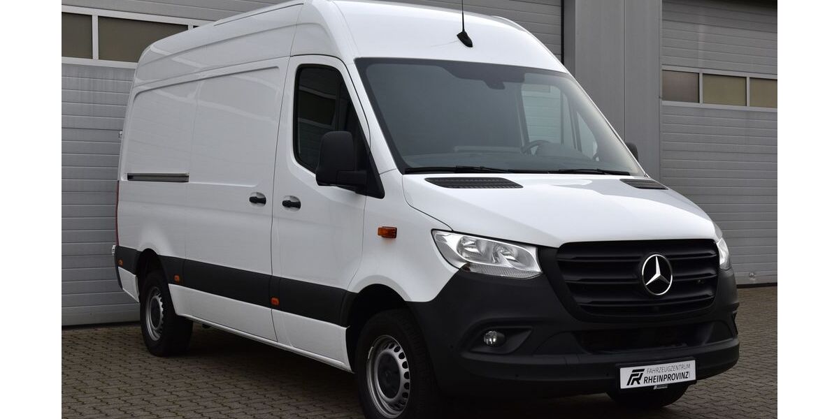 Mercedes-Benz Sprinter 29.107 km 40.499 &euro; Geldern 47608