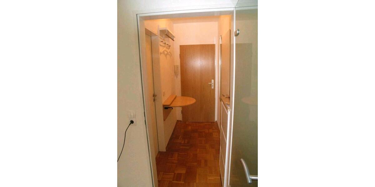 Etagenwohnung Krefeld Bockum - 1 Zimmer, 30 m&sup2;, 345&euro; | Angebot:26236984